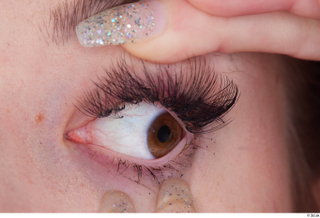 Olivia Sparkle eye 0011.jpg